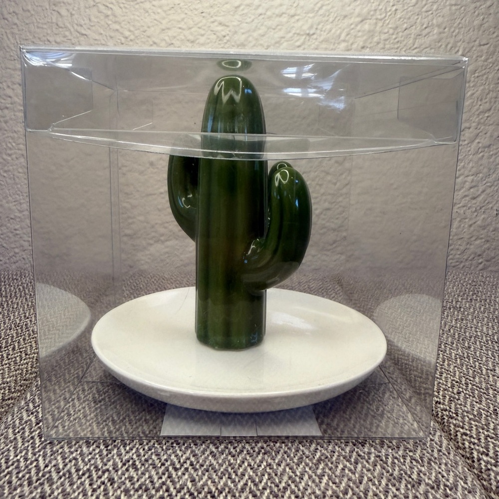 Cactus Ring Jewelry Trinket Dish — Green and White - Picture 4 of 14